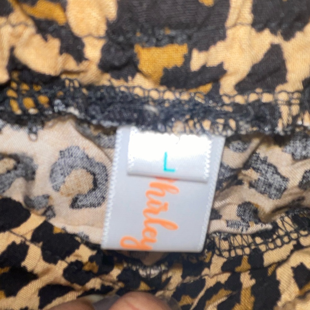 Cheetah Print Skirt - Picture 3 of 4
